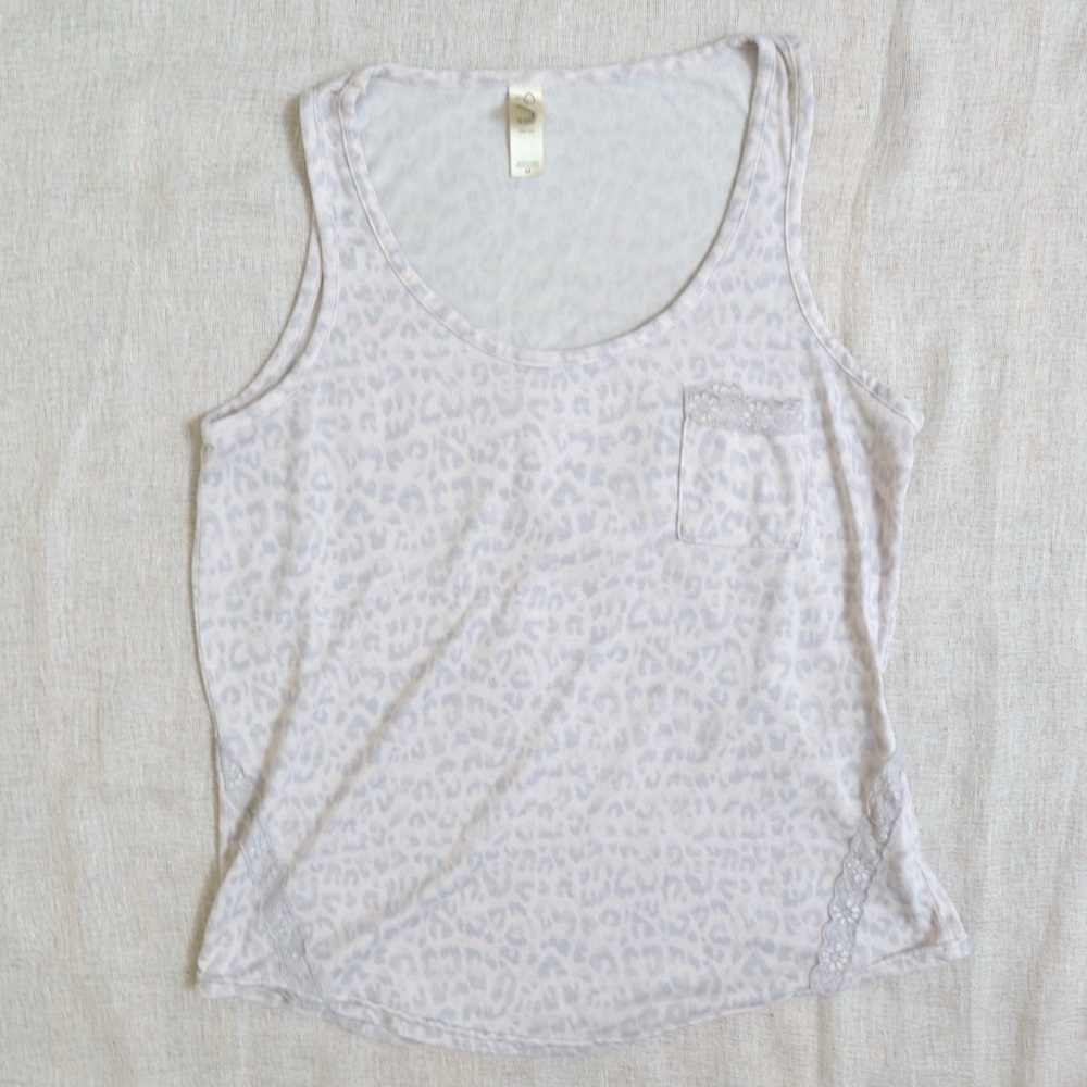 Jessica Simpson soft leopard print tank